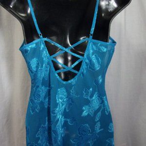 California Dynasty Chemise Nightgown Size M NWOT
